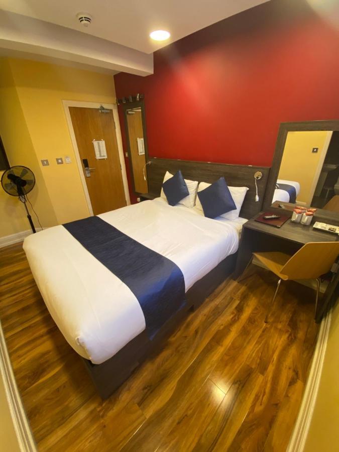 מנצ'סטר Ville Hotel מראה חיצוני תמונה