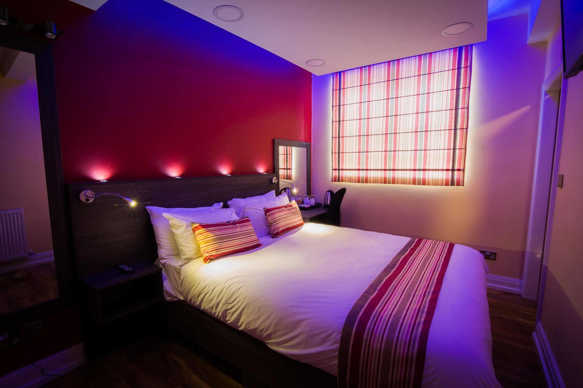 מנצ'סטר Ville Hotel מראה חיצוני תמונה