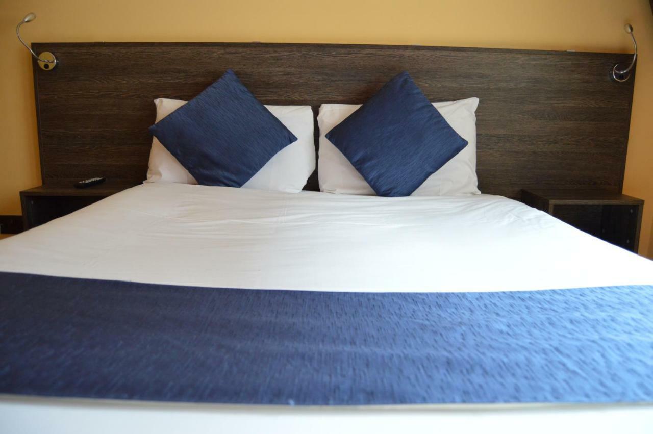 מנצ'סטר Ville Hotel מראה חיצוני תמונה